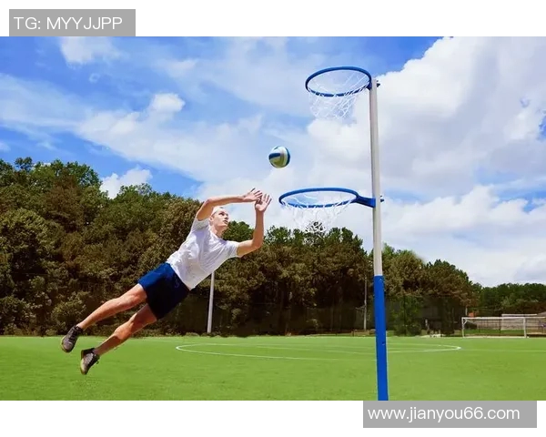 能喷水的水杯足球明星带你领略不一样的运动乐趣与创意设计